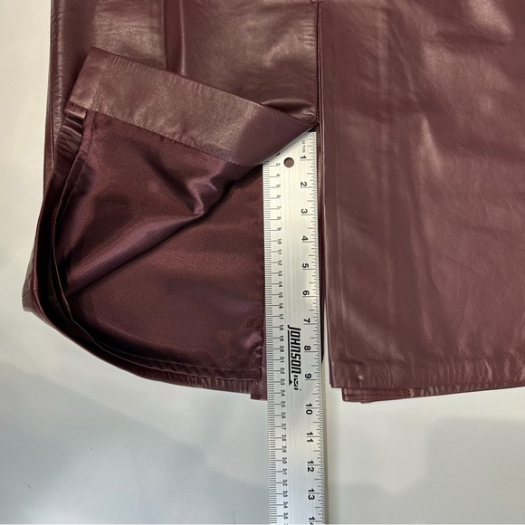 Elie Tahari Rich Claret (wine) Leather Pencil Skirt. Fully lined. Size 14. NEW! - Picture 13 of 14